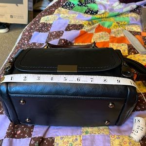 Small barrel handbag